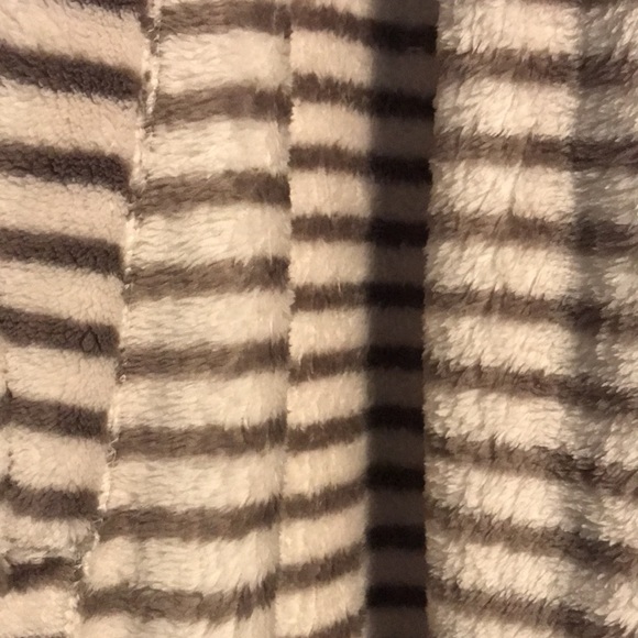 Plush bathrobe (extra soft!) - Picture 4 of 5